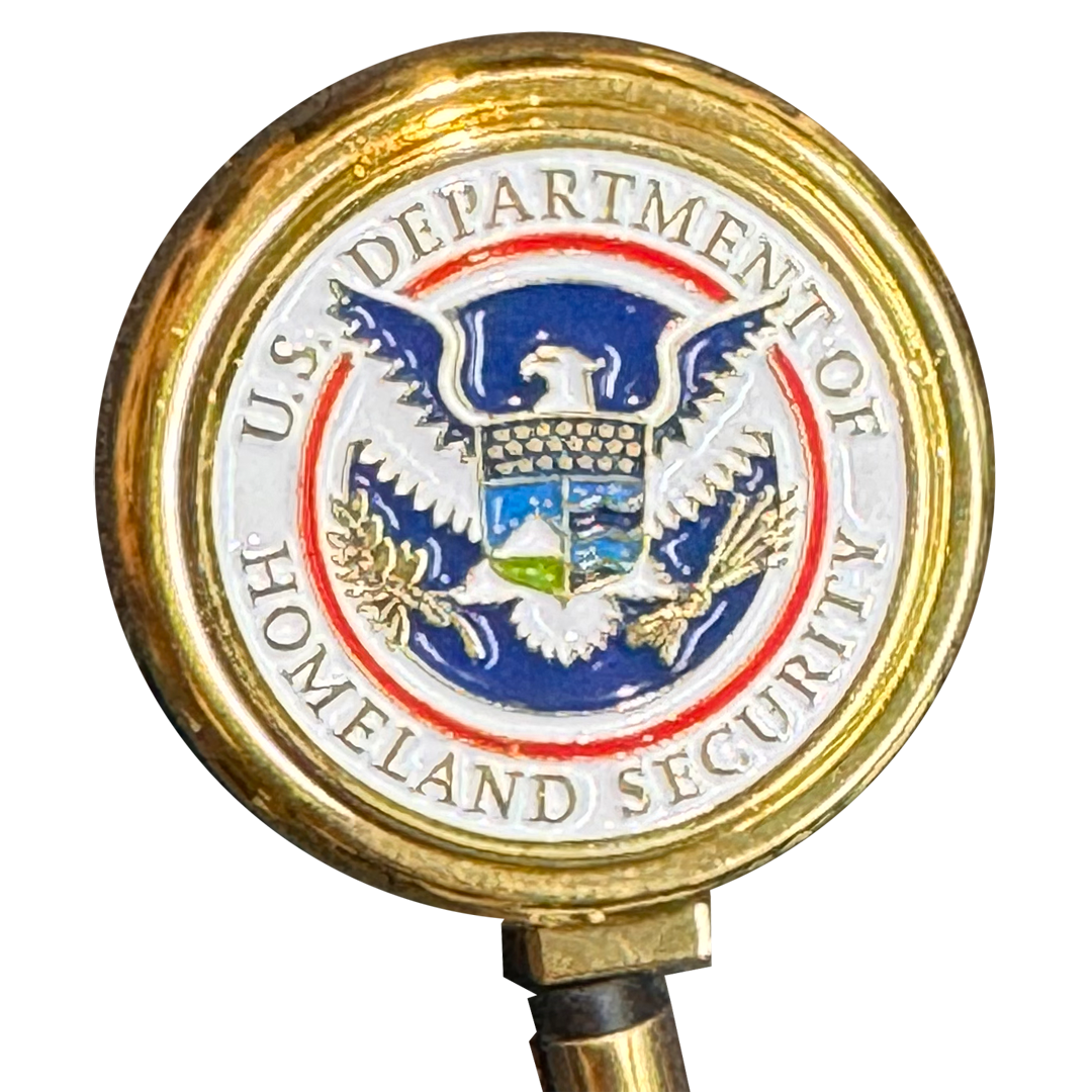 BL18-007 Homeland Security Metal ID Reel retractable Card Holder CBP Border Patrol HSI Secret Service FEMA