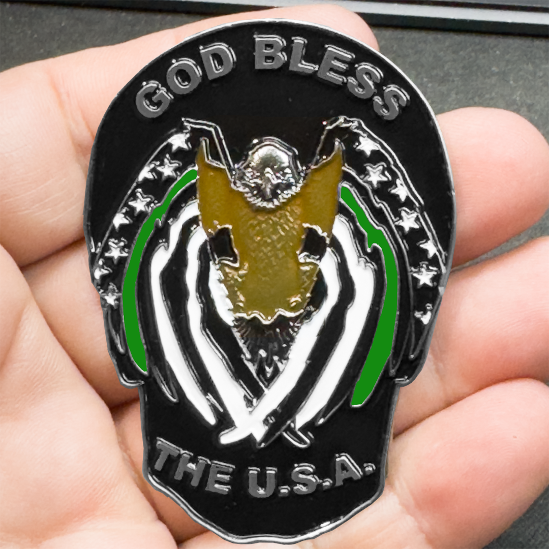 EL14-008 Thin Green Line Flag Border Patrol Sheriff Eagle God Bless America Skull Challenge Coin Marines Army Veteran