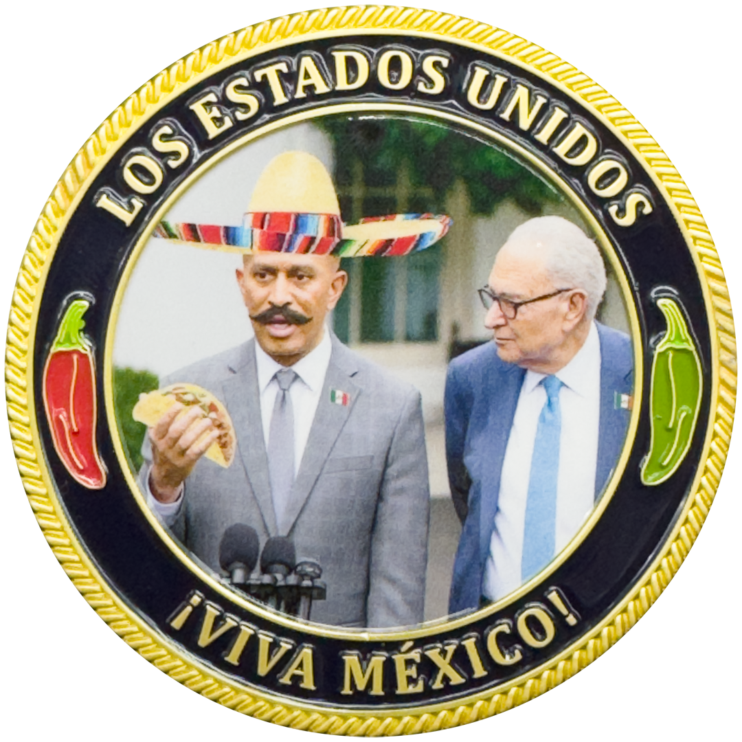 BL16-16 I Survived The 2025 Government Shutdown Challenge Coin President Trump MAGA 45 47