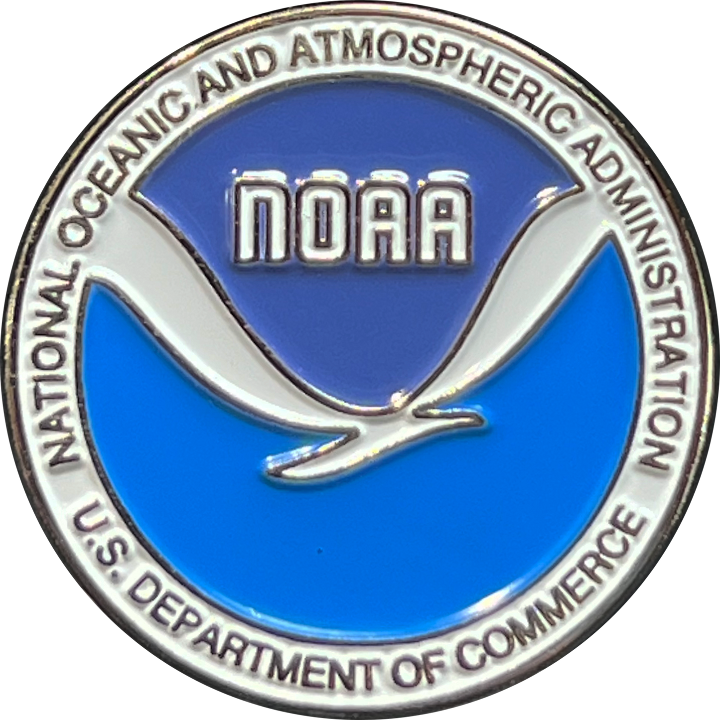 GL4-019 NOAA National Oceanic Atmospheric Administration Department of Commerce lapel pin