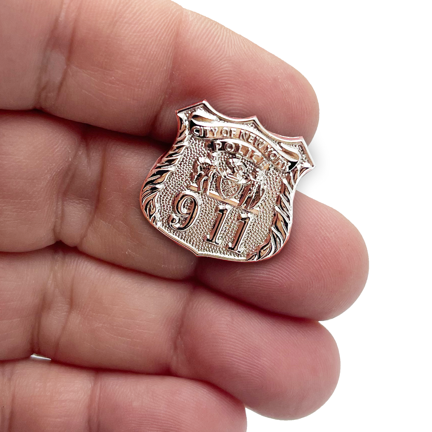 CL2-020 NYPD NYC City of New York Police Department Police Officer lapel pin