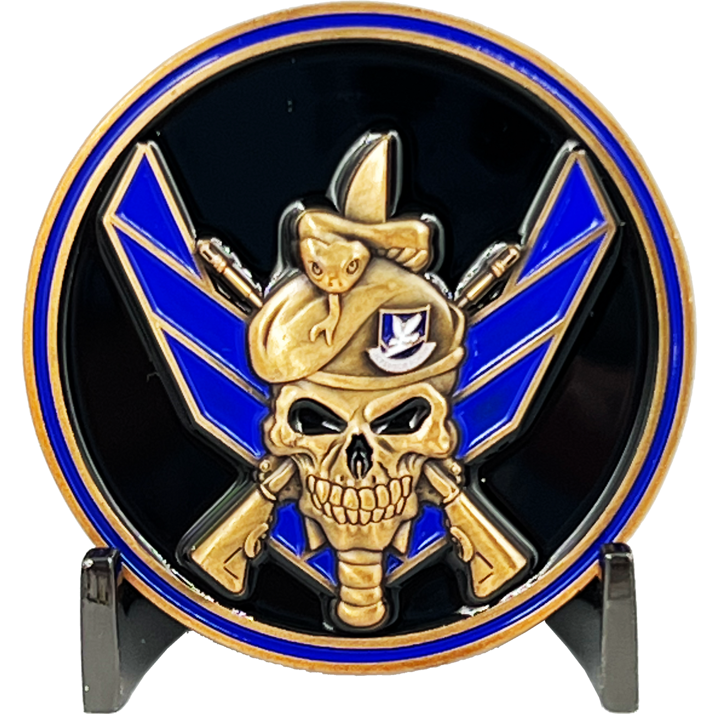 EL11-016 USAF US Air Force Security Forces Military Police MP Challenge Coin Defensor Fortis